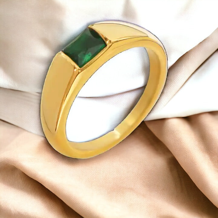 Bold Beauty Emerald Ring