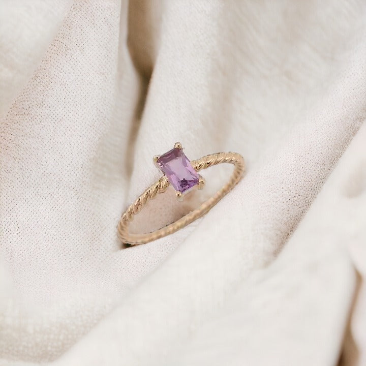 Dainty Majesty Amethyst Ring