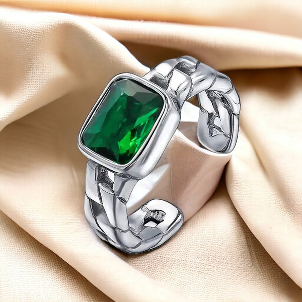 Emerald Essence Ring Silver