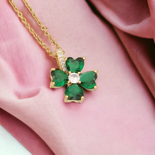 Four Glow Emerald Necklace Gold