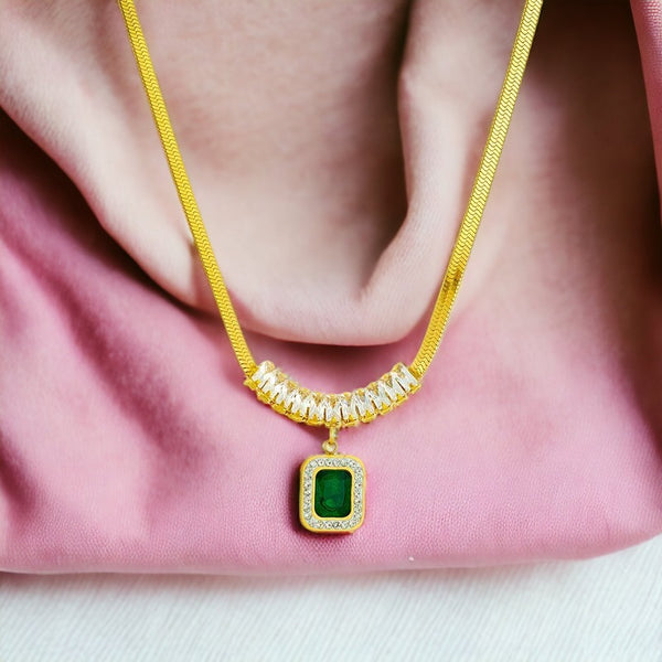 Golden Gleam Emerald Necklace