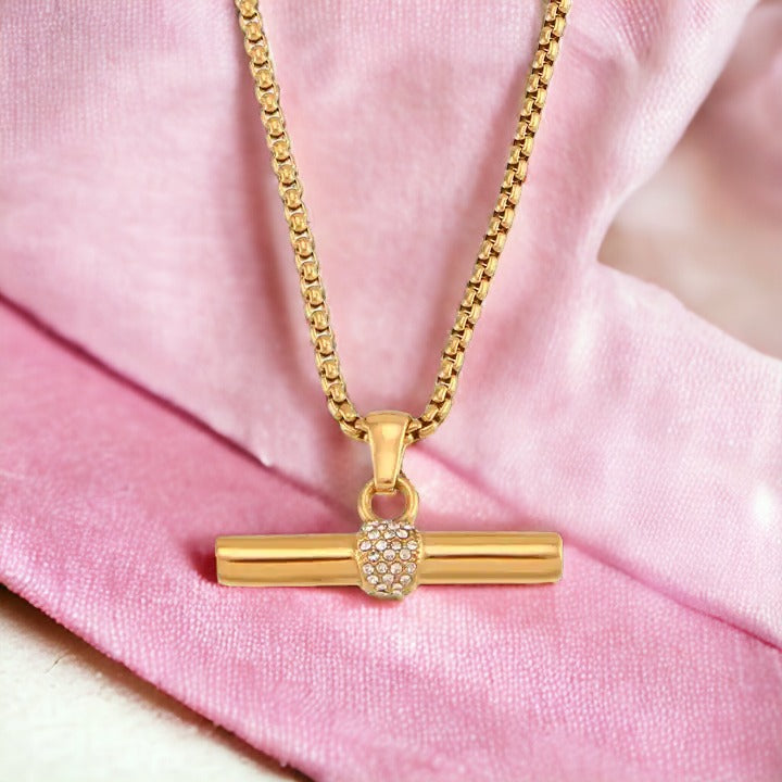 Golden Luxe T-Bar Necklace