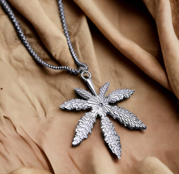 Majestic Maple Leaf Necklace