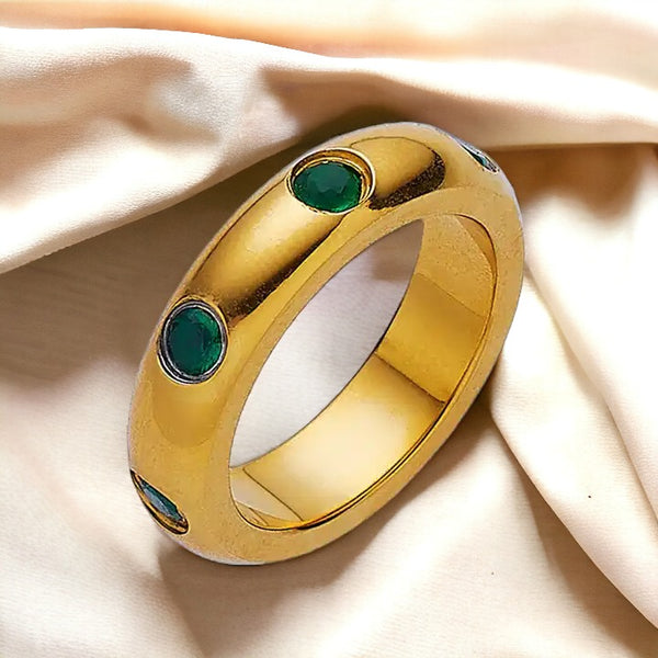 Simple Classic Emerald Ring