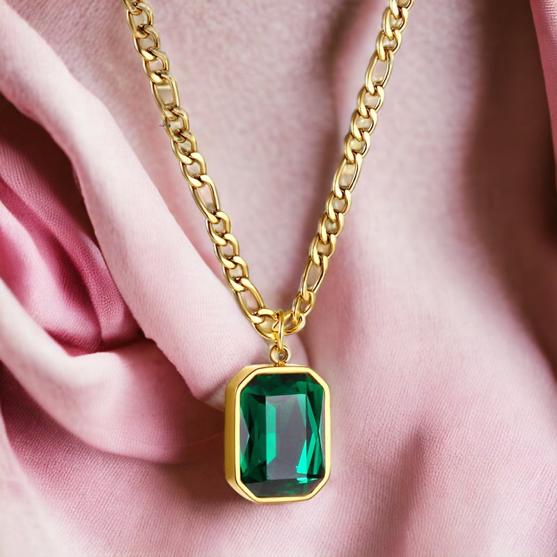 Gold Splendor Emerald Necklace