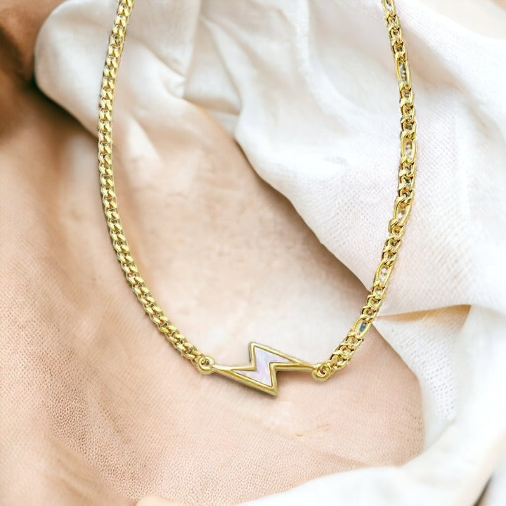 Dazzling lighting Strike Necklace