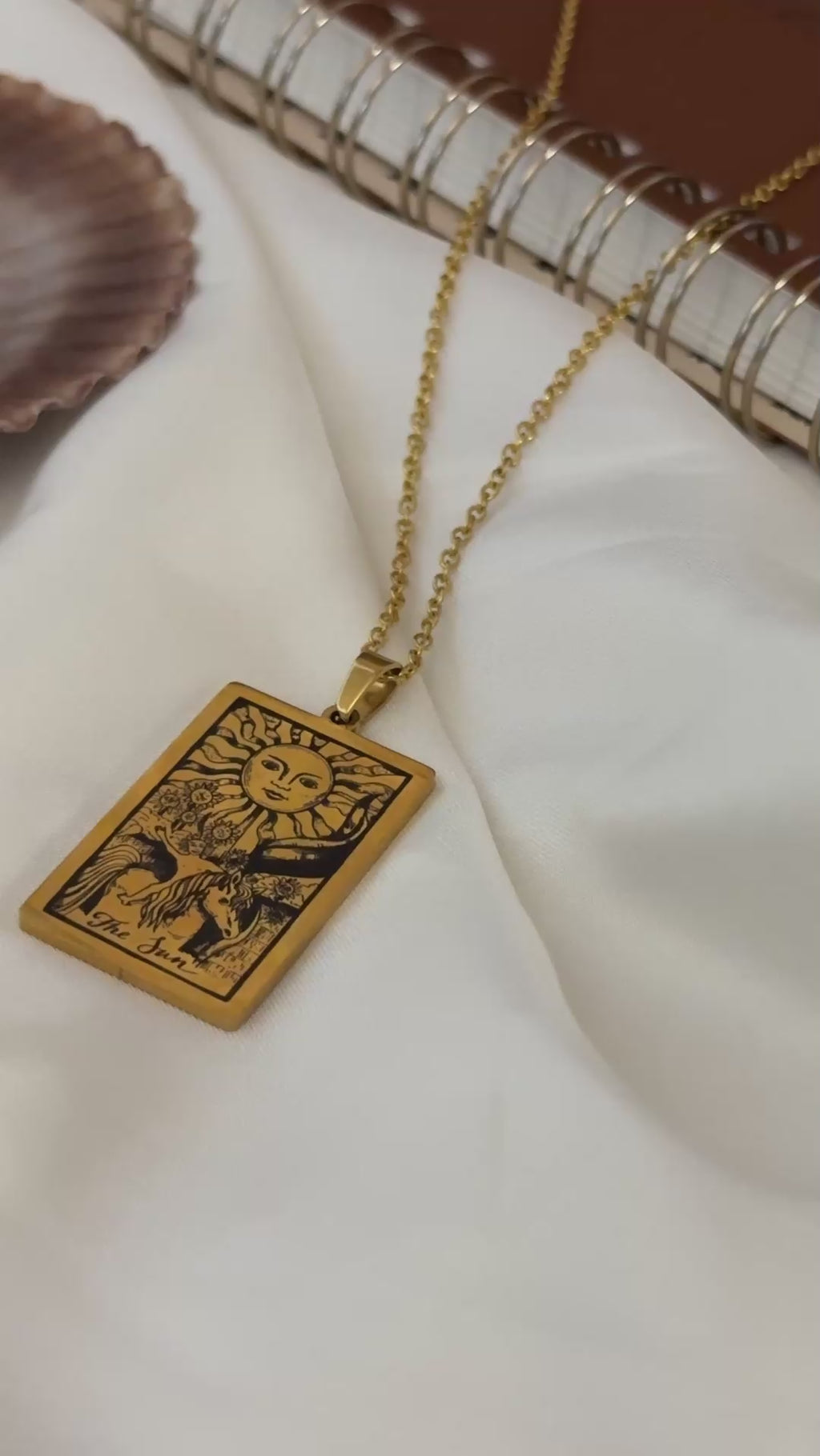 The-Sun-Vintage-Tarot-Card-gold-Necklace