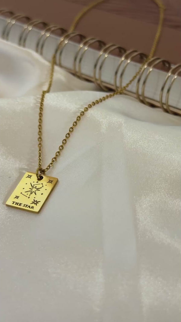 The-Star-Dainty-Gold-Tarot-Card-Necklace