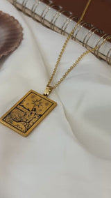 The-Star-Vintage-Tarot-Card-gold-Necklace