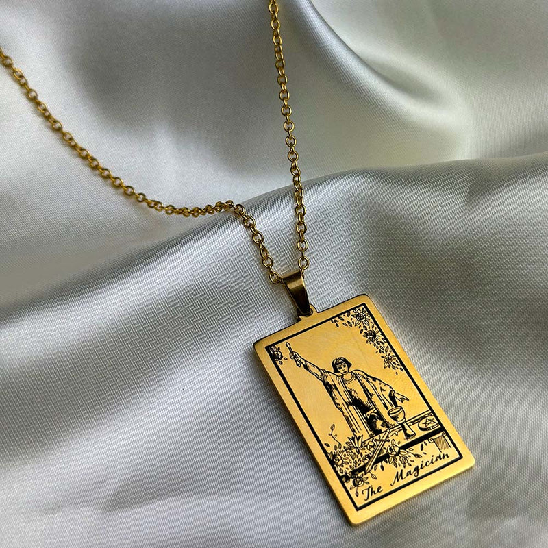 the-magician-vintage-tarot-card-necklace-golden